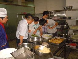 餐飲中心聯合伙管會開展食品衛生安全檢查，全面提升餐飲安全管理水平